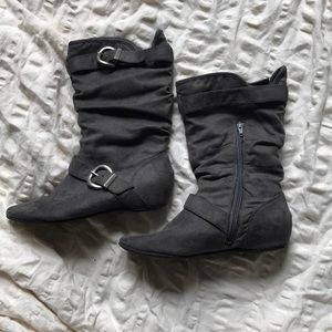 Slouchy boots